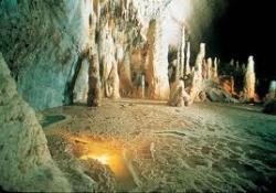 LE GROTTE DI FRASASSI